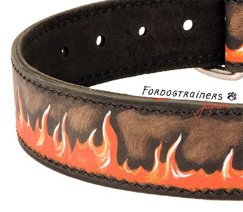 ⭕️ペット用アクセサリー 炎」の模様で装飾された犬用本革首輪